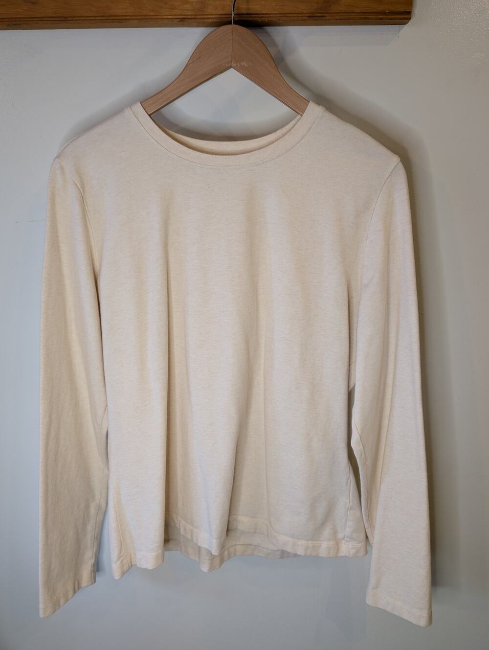 L.L. Bean Cream Ivory Long Sleeve Cotton Tee Relaxed Fit Coastal Casual L